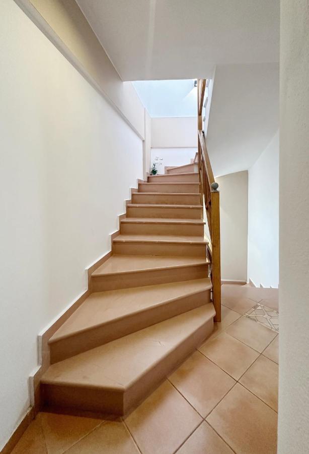 Helen'S House Apartment เอียราเปตรา ภายนอก รูปภาพ