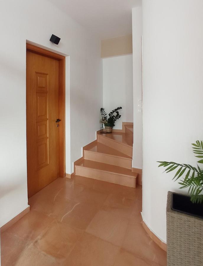 Helen'S House Apartment เอียราเปตรา ภายนอก รูปภาพ